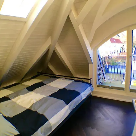 Exklusives Dg-apartment In Pankow Apartment