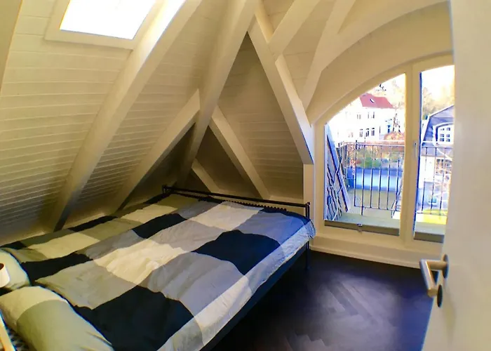 Exklusives Dg-apartment In Pankow Apartment