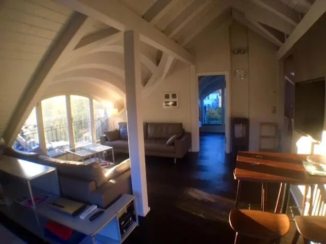 Exklusives Dg-apartment In Pankow Berlin