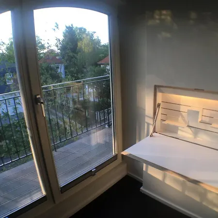 Exklusives Dg-apartment In Pankow * Berlin