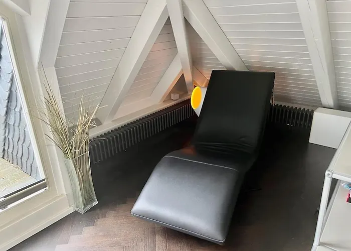 Apartament Exklusives Dg-apartment In Pankow