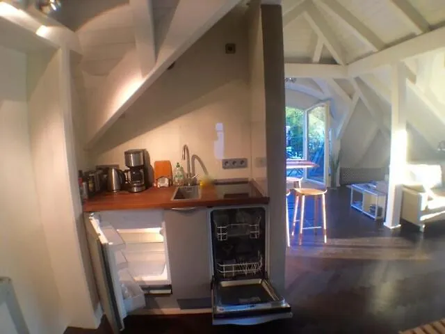 Exklusives Dg-apartment In Pankow *